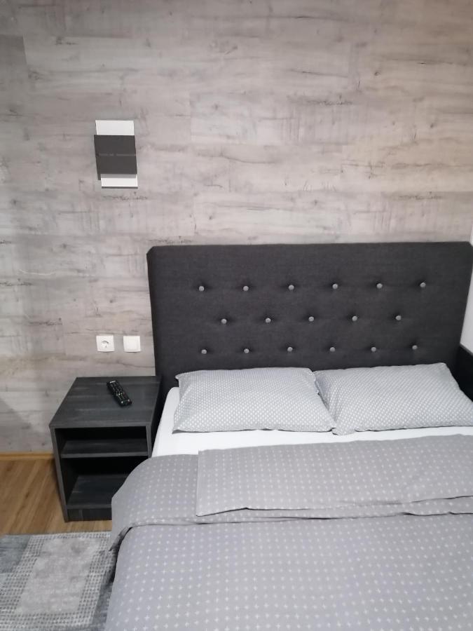 Prenociste Day Holiday Smederevo Exterior foto