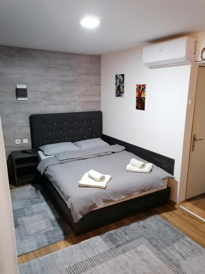 Prenociste Day Holiday Smederevo Exterior foto