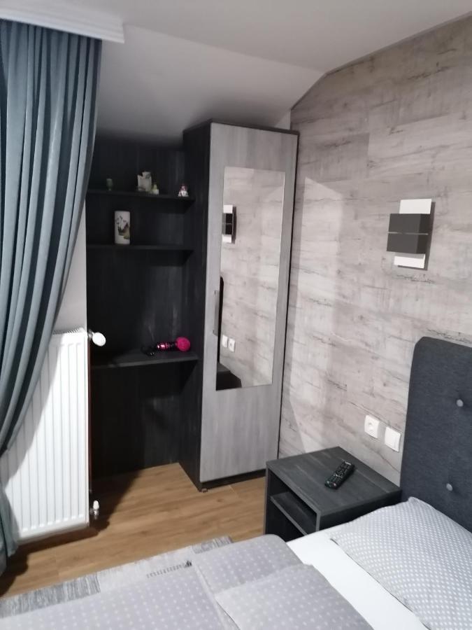 Prenociste Day Holiday Smederevo Exterior foto