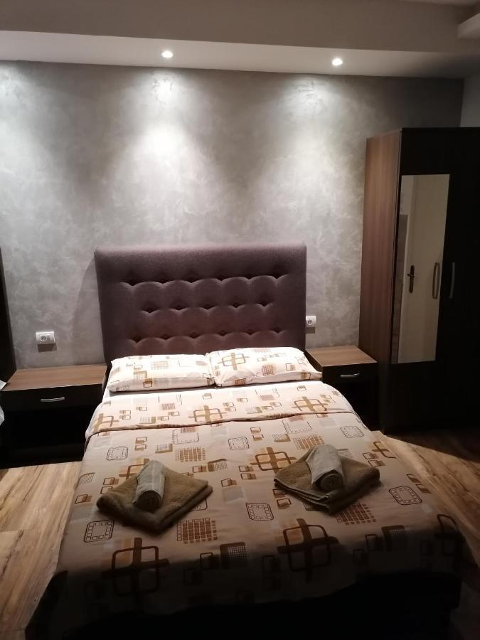 Prenociste Day Holiday Smederevo Exterior foto
