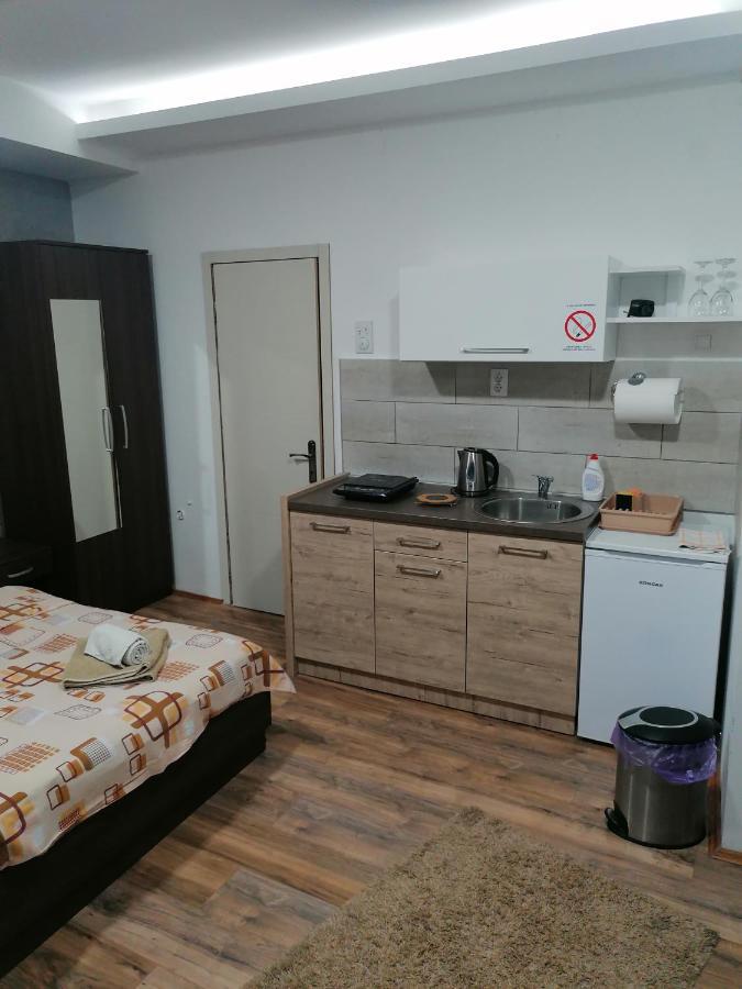 Prenociste Day Holiday Smederevo Exterior foto