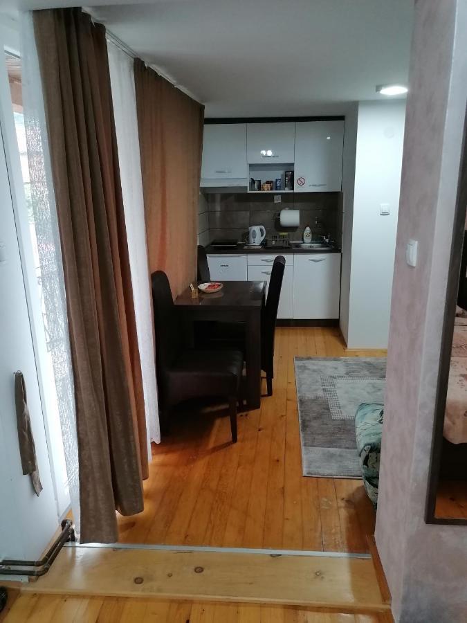 Prenociste Day Holiday Smederevo Exterior foto