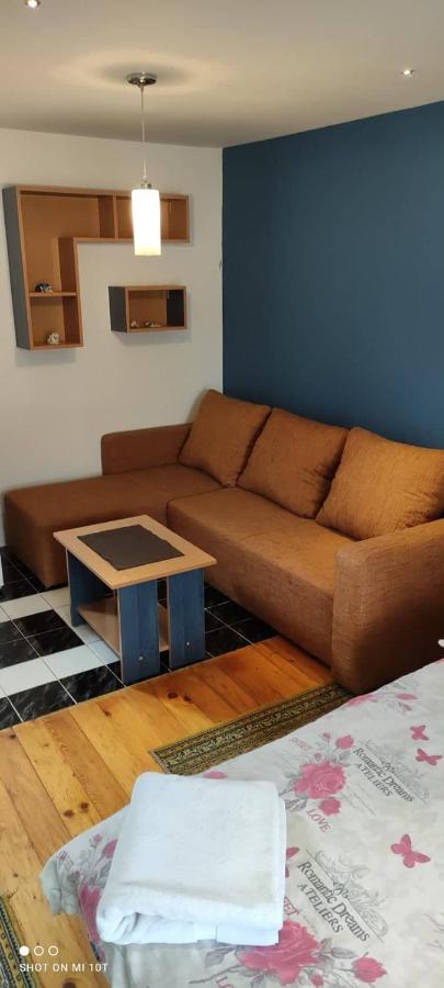Prenociste Day Holiday Smederevo Exterior foto