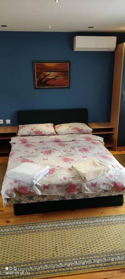 Prenociste Day Holiday Smederevo Exterior foto